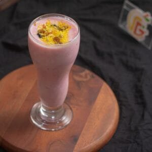 Rose Lassi [300 ml]