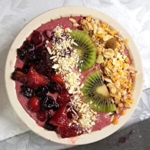 Mix Berry Smoothie Bowl